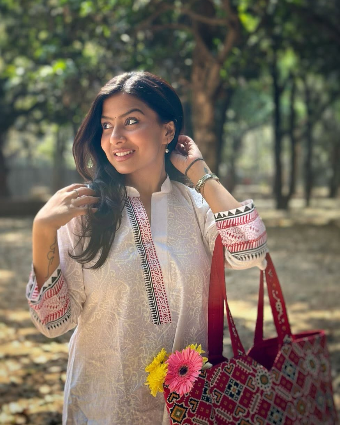 শুভ্ররঙিন