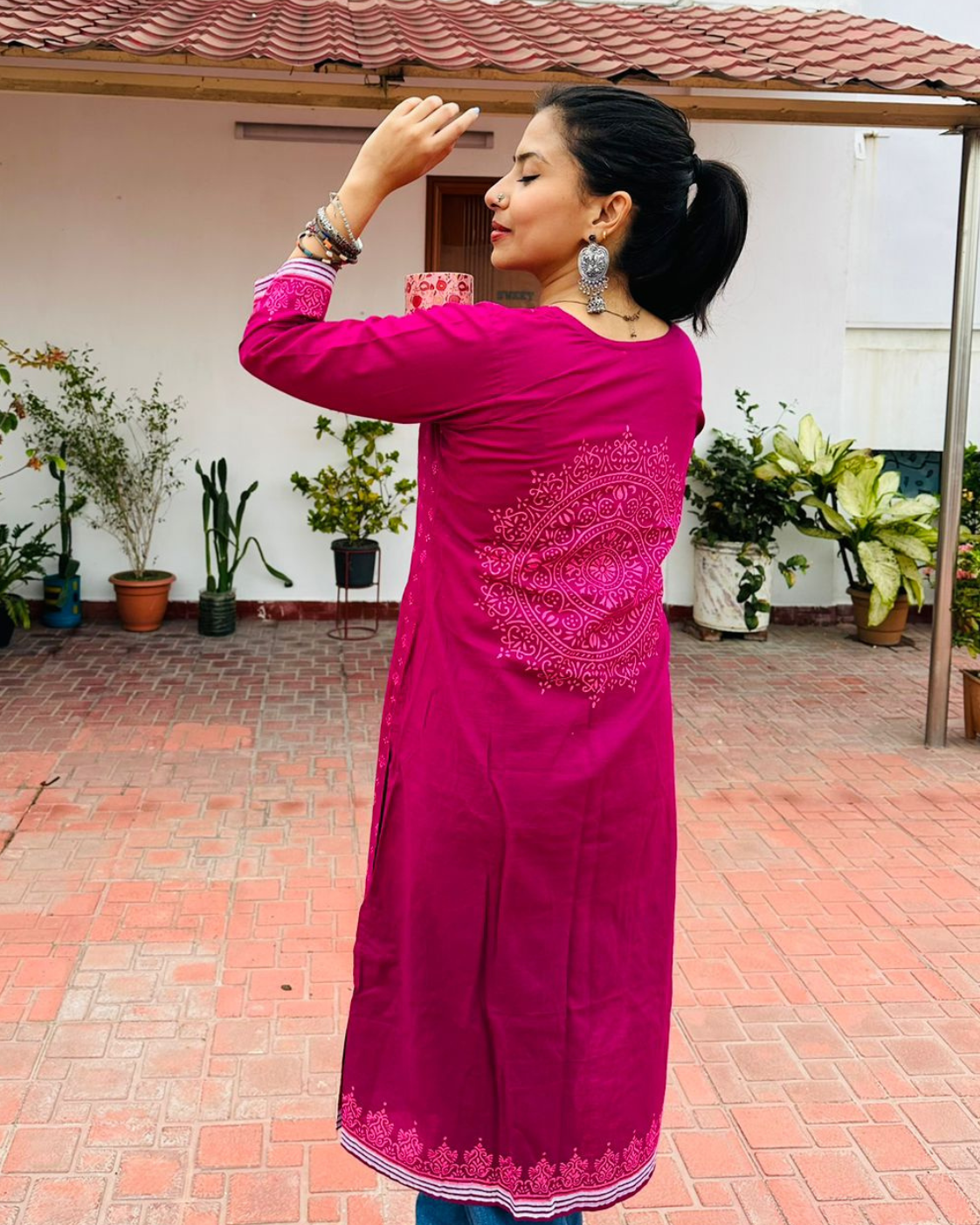 মণ্ডলিকা